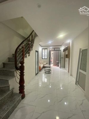 ngã tư vạn phúc -hà đông- nhà đẹp ở ngay thiết kế 4 ngủ -cách phố 60m - giá: 6.8tỷ