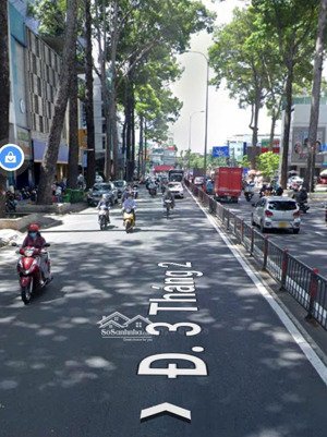 biệt phủ sân vườn - đường 3/2 120m2 - 4 tầng - dt 1tỷ2/năm -vỉa hè 6m - nội thất 5tỷ 500tr/m2 -tl