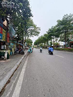 Bán nhà Kim Mã, Giang Văn Minh, Gần phố, An sinh tốt, Mặt tiền rộng, 33m2 chỉ nhỉnh 6 tỷ