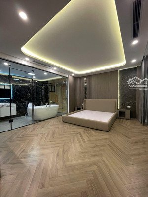 bán nhà ngọc thụy long biên view hồ gara thang máy 50m2 mặt tiền 8m giá 23 tỷ có thương lượng