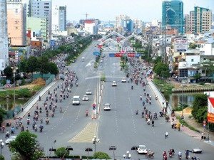 bán toà nhà 1 hầm 6 tầng mt lê văn việt. dt 7m*30m=210m2 thổ cư. hđ thuê 140tr/th. gía bán 42 tỷ tl