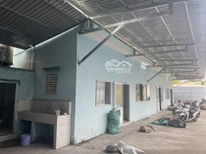 chính chủ cho thuê 1300m2 kho xưởng