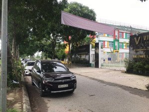 chính chủ cần tiền bán nhanh 2 lô lk ngay đường 60m đi vào tiện ích kinh doanh lh: 