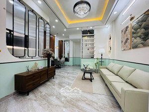 6,4 tỷ, nhà mới 2 lầu đúc p3, q8, full nội thất, sổ hồng riêng