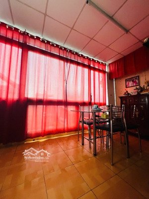 chỉ nhỉnh 6 tỷ nhà xe hơi ngủ sát mt huỳnh tấn phát quận 7, 50m2,4 pn