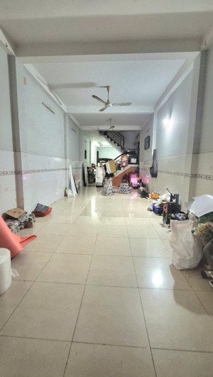 nhà đẹp hx tải thông đỗ được 3 ô tô quận bình tân giáp nách tân phú giá tốt nhỉnh 8 tỷ