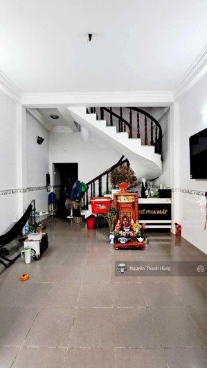 bán nhà 2 tầng đúc mặt tiền ht05 quận 12 giá rẻ 5,2 tỷ
diện tích 80m2 (4,5x18)