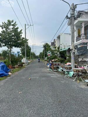 BÁN NỀN 100mv KHU TÁI ĐỊNH CƯ PHƯỜNG 9, THÀNH PHỐ VĨNH LONG