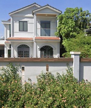 cho thuê nhà nguyên căn 2 lầu 4 phòng ngủ tại xuyên mộc