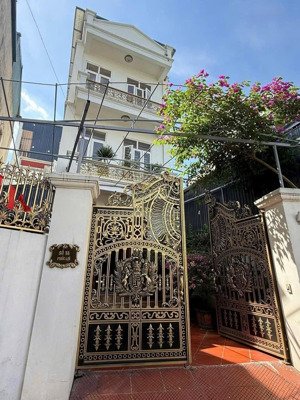 phúc lợi .80m2.3 tầng .14 triêu lh zalo) cho thuê nhà nguyên căn phúc lợi - 4pn