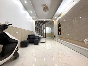 nhà đẹp cho các bạn! phố đội cấn, ngõ nông, gần ô tô, ba gác chạy, dân xây, thoáng, full nt, 46m