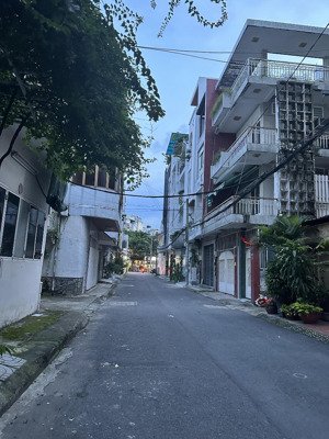 đường ôtô vào nhà; dtsd 250m2 n5x15m ngay lạc long quân giáp q.10 & q.11 - khu phân lô - 9.x tỷ