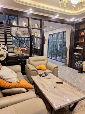 chỉ hơn 20 tỷ bán gấp nhà làng việt kiều châu âu 80m2 -4 tầng - mặt tiền 4.5m. sẵn sổ giao dịch