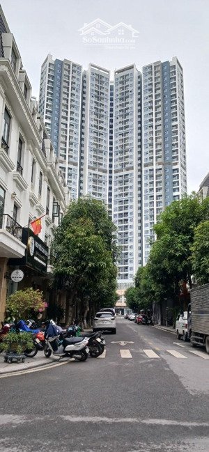 chủ hạ giá cực mạnh mặt đường đào nhuận 116m-4,5m. vị trí cực đẹp ngay cạnh hoàng huy mall