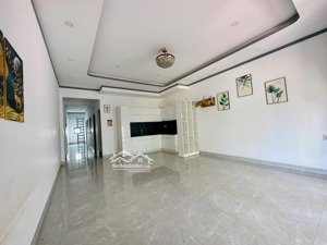 cho thuê nhà 3 phòng ngủ - hẻm tỉnh lộ 8 gần kcn tân an - 5.5 triệu/ tháng