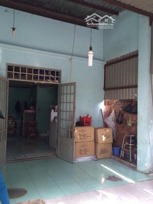 sát chợ hoa lạc long quân! nhà cấp 4 hẻm 7m lạc long quân p5. dt: (3,6x16)m giá: 7,5 tỷ