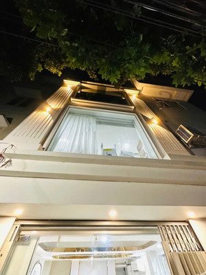 bán nhà 3 tầng trần đình xu quận 1 - hẻm xe hơi, full nội thất, khai thác cho thuê lợi nhuận cao