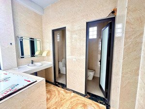 cho thuê sàn văn phòng 163 hoàng cầu-150m2 giá rẻ