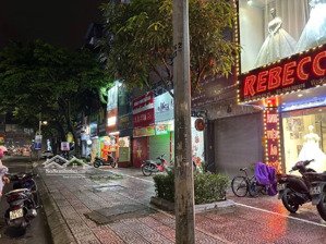 bán nhà mặt phố nguyễn văn cừ, 19,8 tỷ, 42m2, giá cực chất