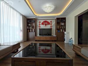 BÁN NHÀ LÔ GÓC, DT 90M, VỊ TRÍ ĐẸP, Ô TÔ TRÁNH, KINH DOANH ĐỈNH PHỐ NGUYỄN THỊ ĐỊNH.