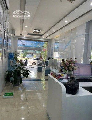 bán căn 3 tầng d.tiền 35 triệu 1 tháng ngay trục đường 2/9 tt hải châu (037453623)