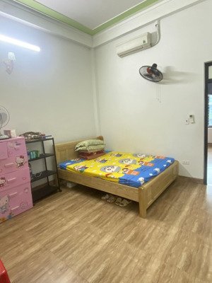 bán nhà 3 tầng ngay trung tâm phường đông vệ, cạnh mb 530 mường thanh