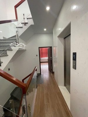 bán nhà riêng . 65m2, 6 tầng thang máy. 15,5 tỷ, nhà ở phú thượng, tây hồ, ô tô vào tận nhà .