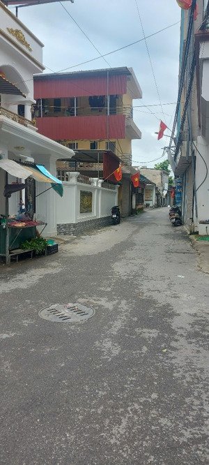 bán gấp mảnh phương cầu , phương liễu ,dt 92m , đường ô tô 7 chỗ chỉ 2,x tỷ