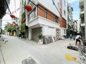 chính chủ cần bán nhà đẹp, phố ngọc thuỵ long biên 37m2 x 4t chủ nhỉnh 7tỷ. có tl mạnh