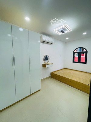 bán nhà đẹp trung tâm q1 võ văn kiệt hẻm thông 2 tầng full nội thất cao cấp sổ hồng 2025