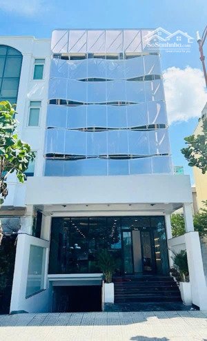 siêu phẩm mặt tiền nguyễn đình chiểu,quận 3 có hầm, thang máy giá chỉ 60 triệu!