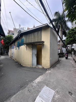 phúc lợi long biên
nhà lô góc ô tô vào 8 tỷ nhỏ 73m
gần viên chiếu, giữ tiền đầu tư đều tốt