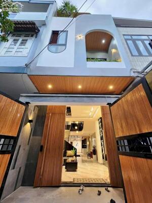 BÁN NHÀ LONG TRẠCH, LONG AN, GẦN CHỢ BÌNH CHÁNH, 100M², KDC ĐÔNG ĐÚC, THUẬN TIỆN KINH DOANH, 3T200