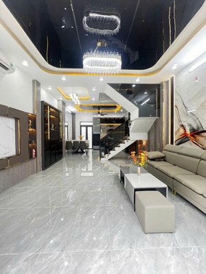 nhà sổ hồng hẻm huỳnh tấn phát, nhà bè, 60m2, trệt, 2 lầu, giá 5.550 tỷ. lh - phượng