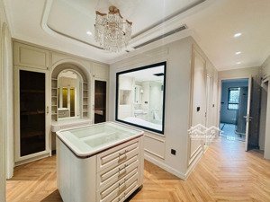 bán nhà phố lê thanh nghị. dt 70m2 x 7 tầng thang máy. mt 6m. nội thất nhập khẩu. giá 37 tỷ