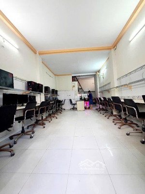 nhà hẻm ô tô kinh dương vương gần aeon mall giá chỉ 4 tỷ