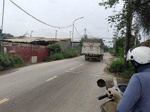 cho thuê kho xưởng đường đại lộ thăng long, xã an khánh, dt 760m, điện 3 pha, xuất vat, xe công vào