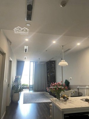 chính chủ bán căn hộ 70m2, 2pn 2vs, full đồ, có ban công. chung cư mipec rubik. giá chỉ 7.5 tỷ