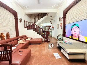 nghĩa đô - phân lô ngân hàng nn - 80m2 - ngõ to như phố - vỉa hè - ô tô tránh - ở sướng - kd !!