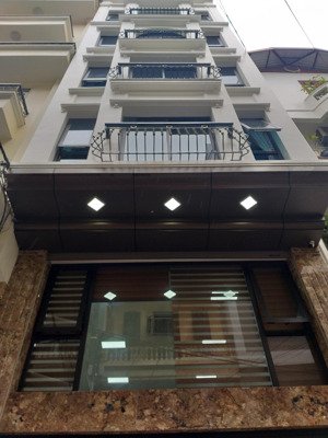 bán nhà mặt phố hoàng ngân, trung hòa 48 tỷ 90m2 mặt tiền 5m 9 tầng thang máy đang cho thuê cao