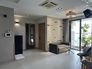 cần cho thuê gấp ch gold view 3pn, 2wc, 117m2 chỉ với 26 triệu lh: 