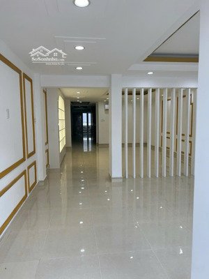 cho thuê văn phòng đường bạch đằng, dt 120m²