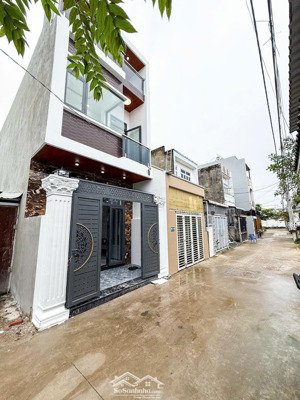 bán nhà 1trệt 1lầu (hoàn công) ngay ubnd p. tân vạn (nay là p. biên hoà)