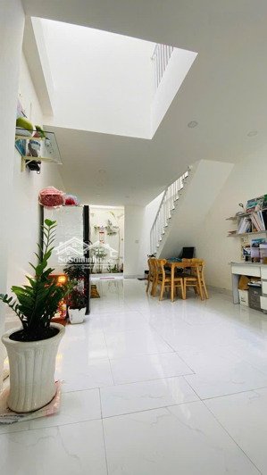 nhà giá rẻ gần dự án sun gruop - tp nha trang