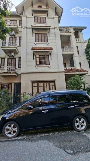 bán biệt thự âu cơ 170m2, ôtô tránh, giá: 31 tỷ. tây hồ