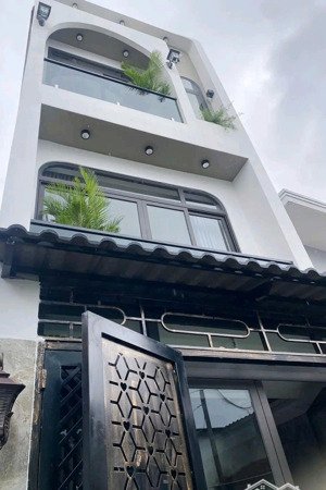 bán nhà chính chủ đường ôtô phan văn trị - q.5, giá 3tỏi880/75,7m2, cho thuê 27tr,gần thcs kim đồng