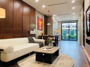 ngoại giao căn 3n diện tích 94m2 giá 8tỷ 9 full nội thất, view thoáng, tầng trung