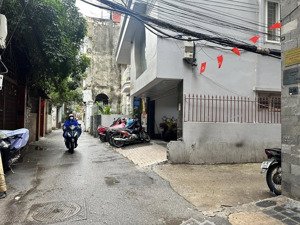 bán nhà chính chủ ngõ 41 phố thái hà 2 mặt thoáng dt35m2 -ngõ thông- vị trí đẹp -8.8 tỷ (tl).