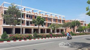 bán gấp shophouse 320m2 tại khu phố chợ long điền, 3,8 tỷ vnd