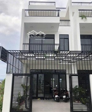 cho thuê nhà 4 phòng ngủ full nội thất khu đô thị mỹ gia gói 2 giá 15 triệu/tháng